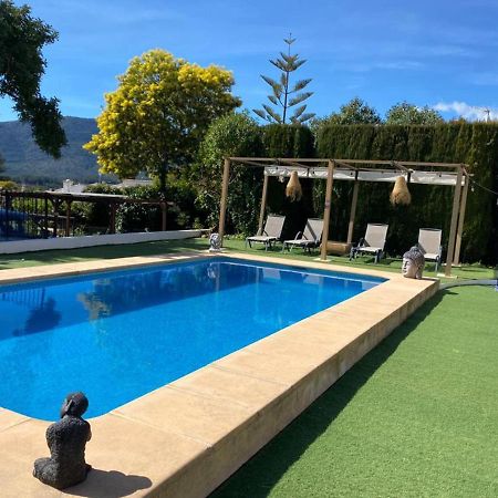 Lovely 2 Bed Apartment In Alcalalí 외부 사진