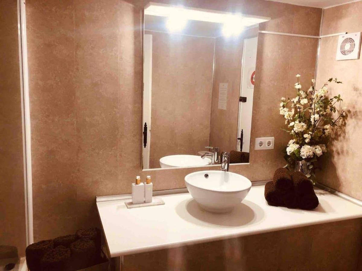 Lovely 2 Bed Apartment In Alcalalí 외부 사진