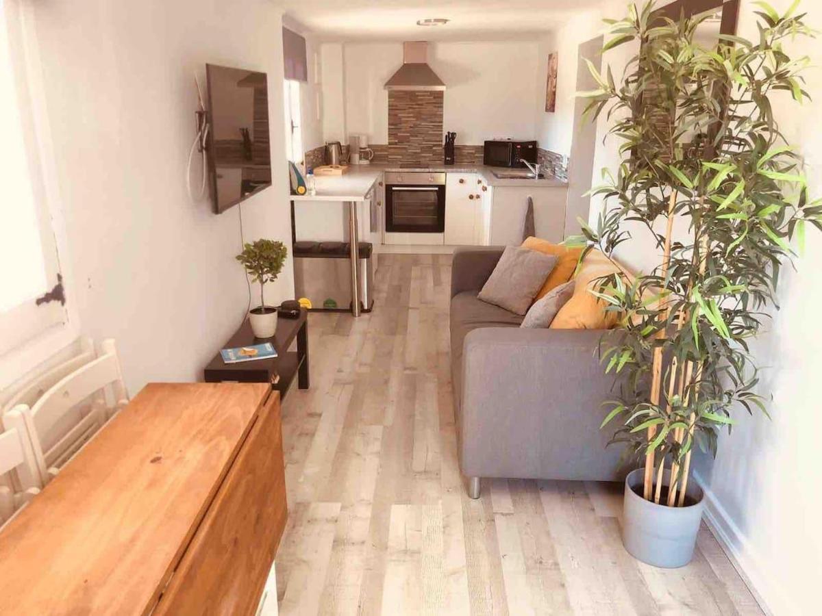 Lovely 2 Bed Apartment In Alcalalí 외부 사진