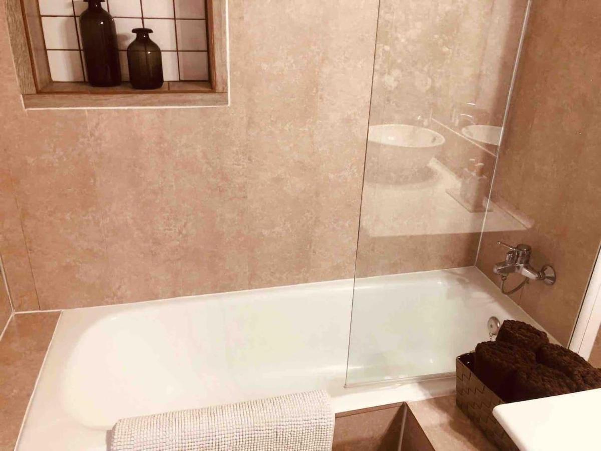 Lovely 2 Bed Apartment In Alcalalí 외부 사진